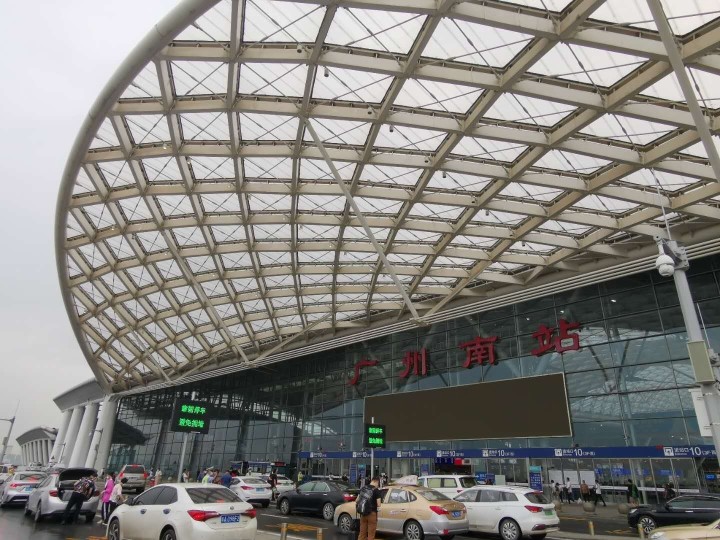 广州高铁站深圳北约车接送