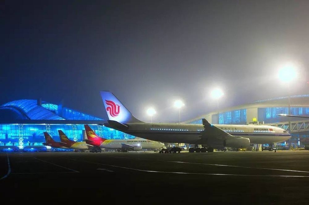 广州高铁站广州白云机场约车